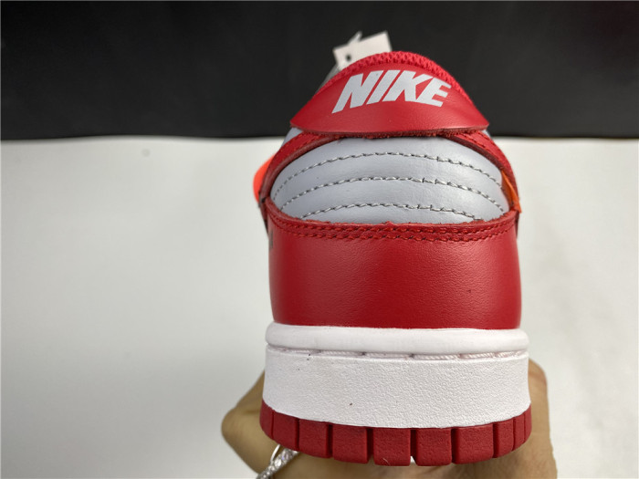OFF-WHITE x Dunk Low